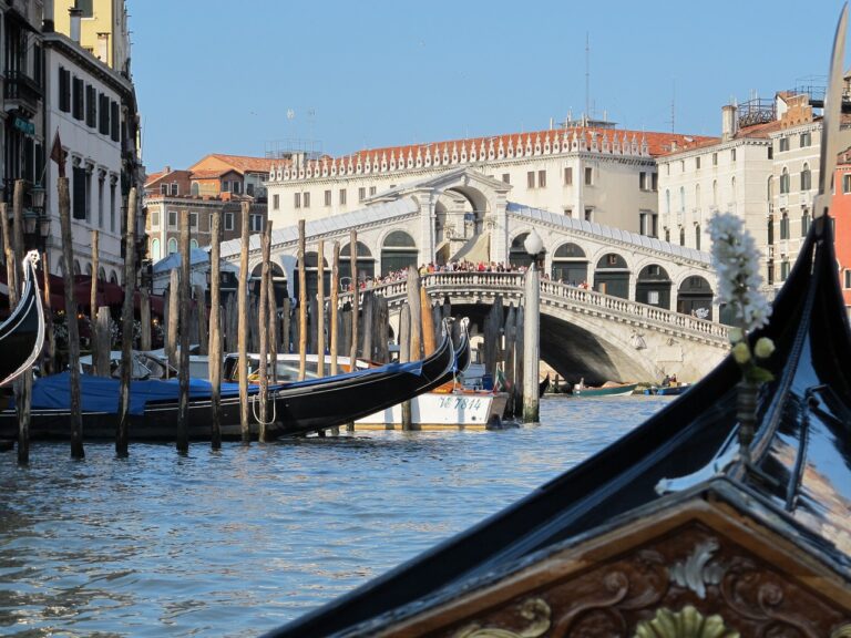 How to Spend Christmas in Venice 